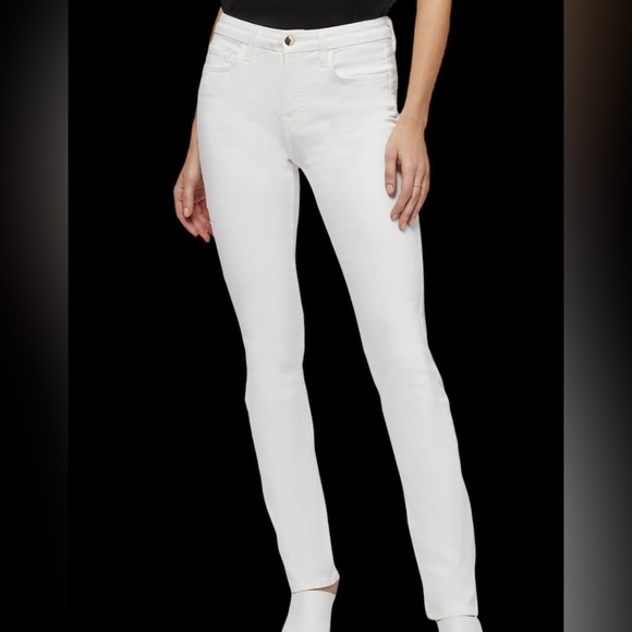 7 For All Mankind Denim - NWT women’s 7 for all mankind, Jen7 white slim straight jeans size 4